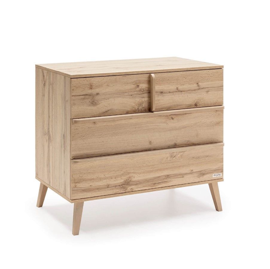Cómoda Micuna Martha