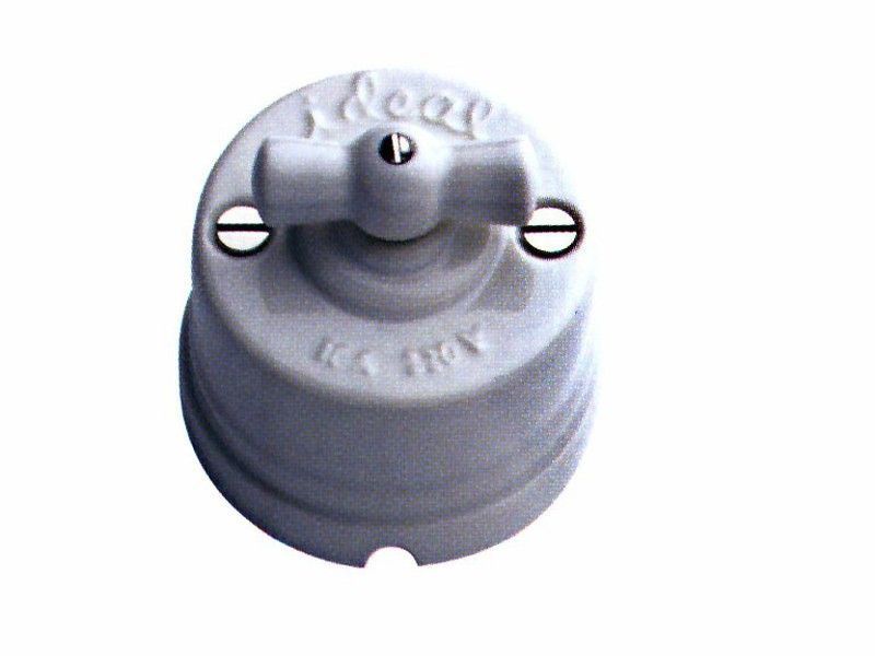 Conmutador bipolar blanco Llinas EE0002PB00