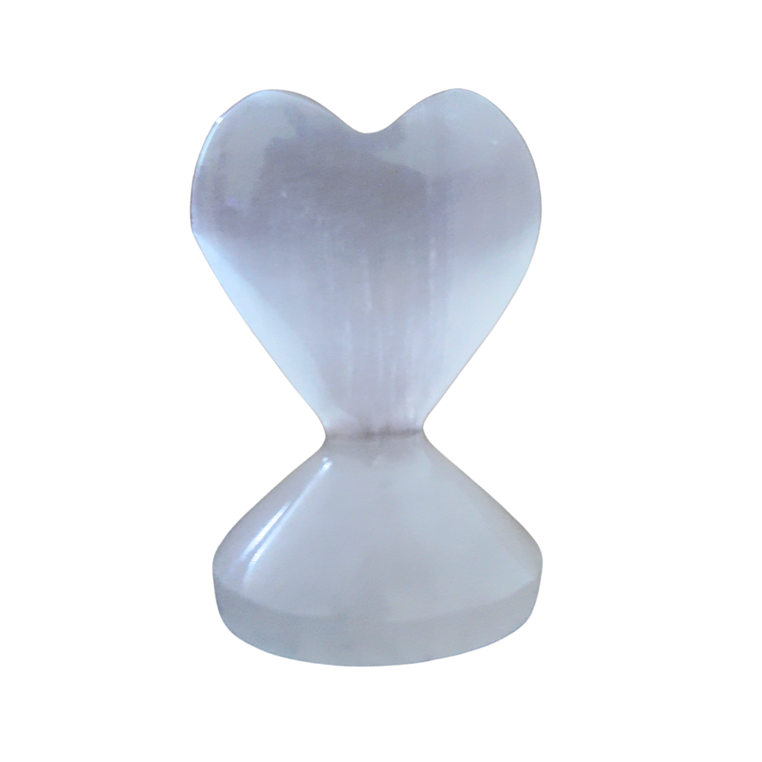 Corazon con Base de Selenita