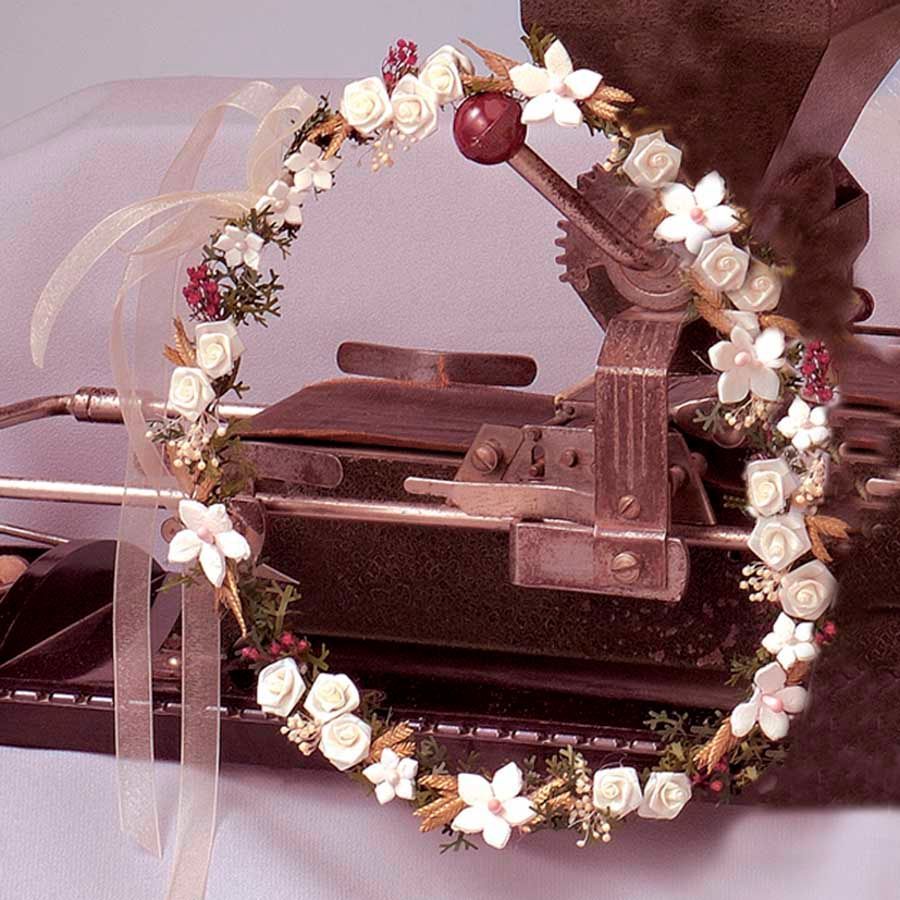 Corona de Flor de Porcelana Silvia