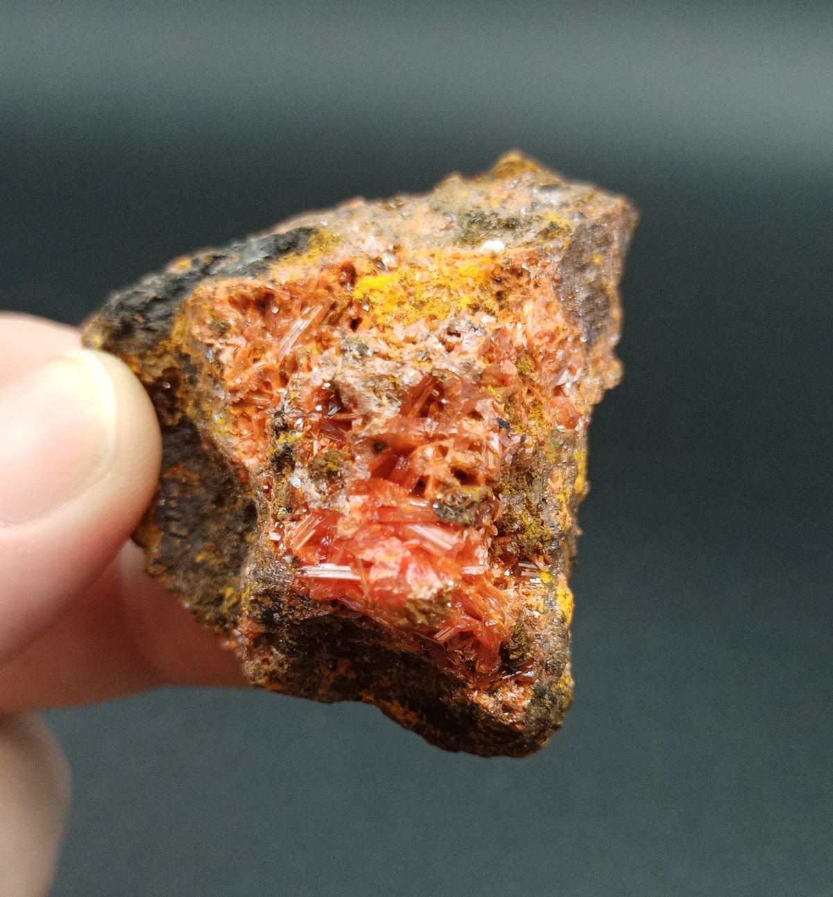 Crocoita con Cristales