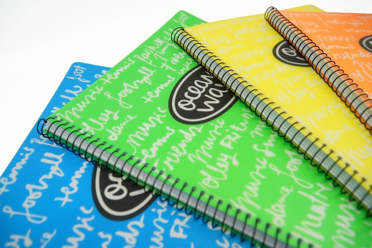 Cuaderno cubiertas plástico tamańo Din A5 New Neon de Ocean’s Wave