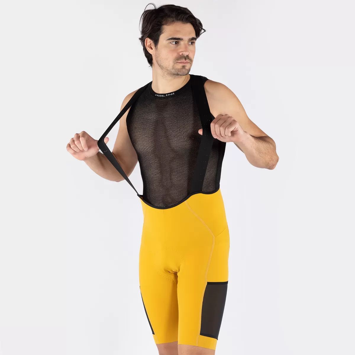 🚴‍♂️ Culotte con Tirantes Cargo Gravel para Hombre – Comodidad y Almacenamiento Extra 🧭🔥