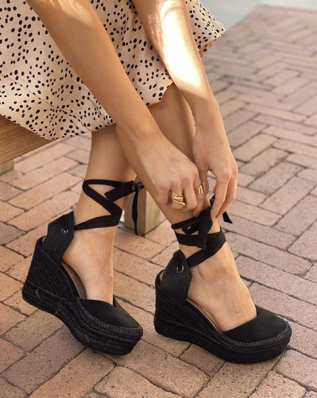 Cuña Esparto Negro de Corina Modelo M3350