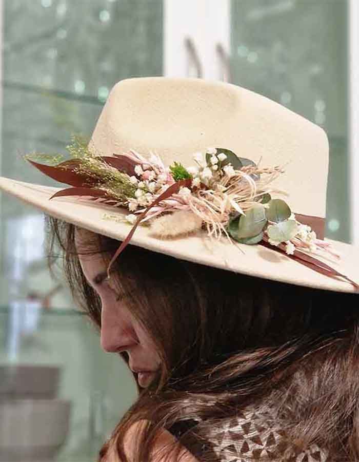 Decoración para Sombrero Ceremonias