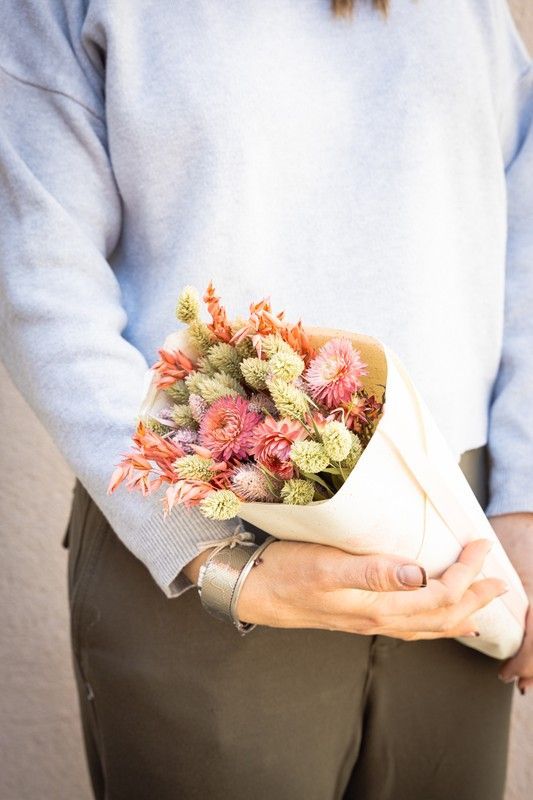 Delicado bouquet variado de flores secas Coco