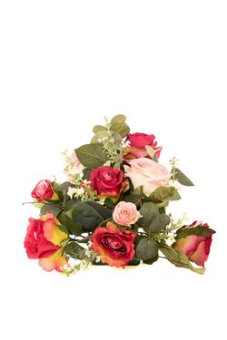 Encantador centro de cementerio con combinación de rosas