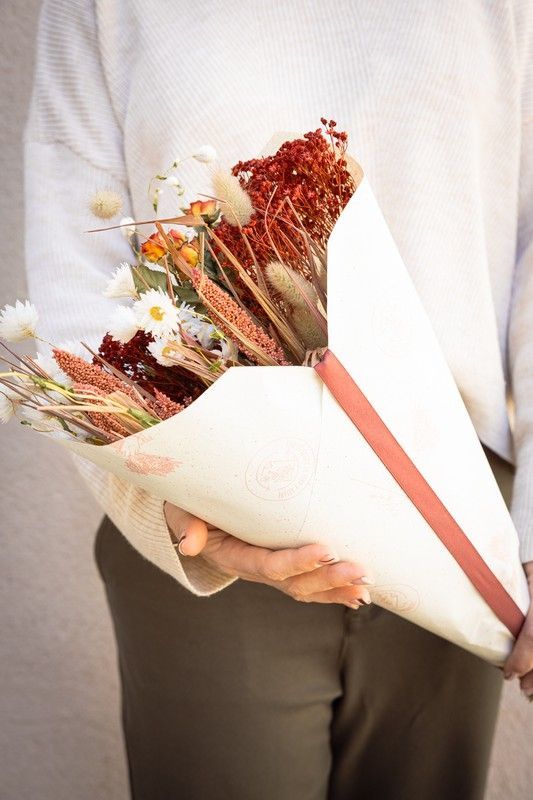 Energizante bouquet variado de flores Lady in Red