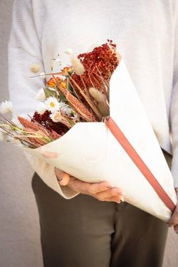 Energizante bouquet variado de flores Lady in Red