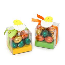 Estuche 12 huevos con pinza pollito madera de Pascua min.2*