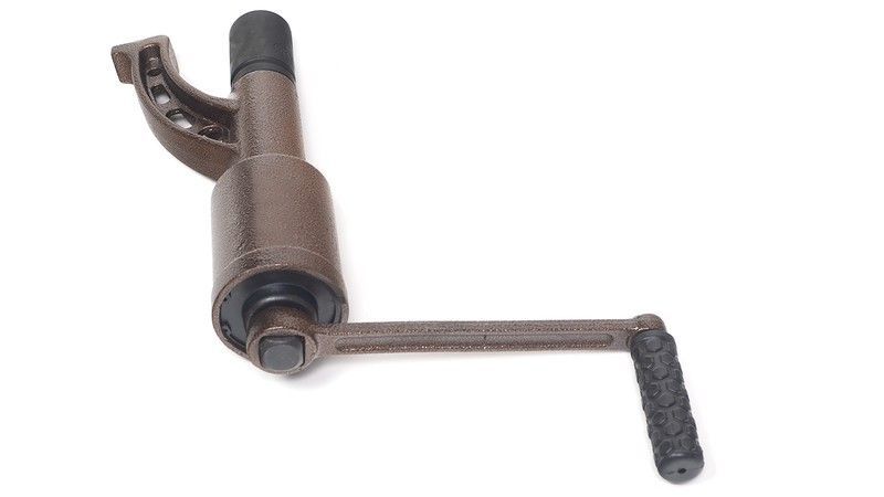 Estuche llave rueda multiplicadora desenroscado tuercas