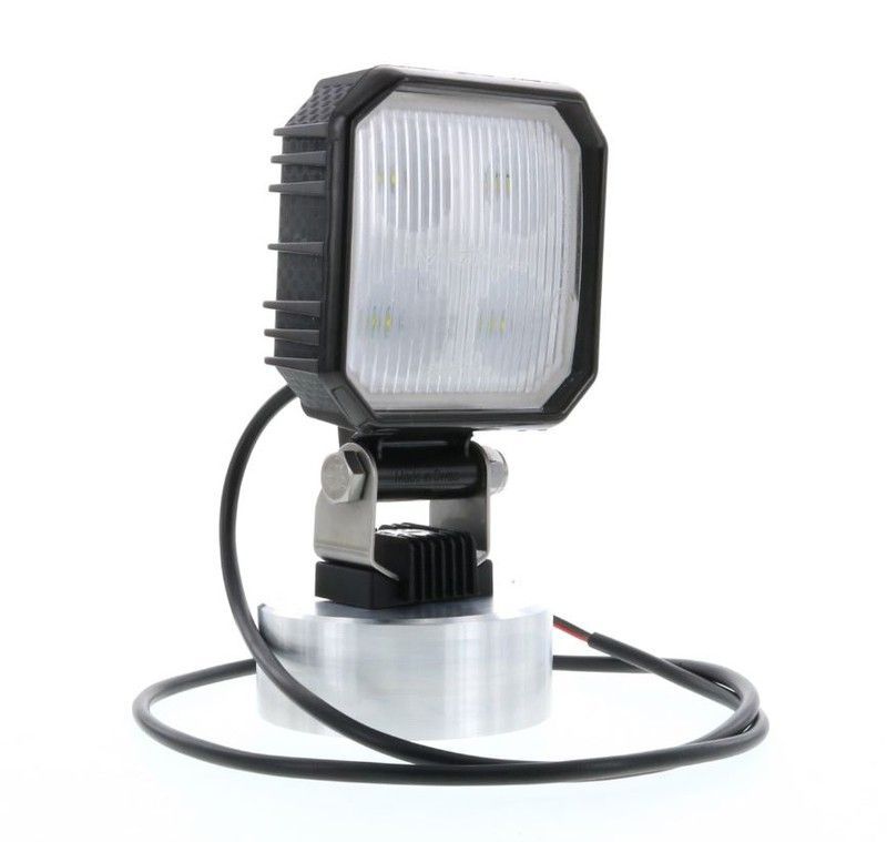 Faro de trabajo cuadrado con 4 LEDS homologado para marcha atrás D14555 - Vignal