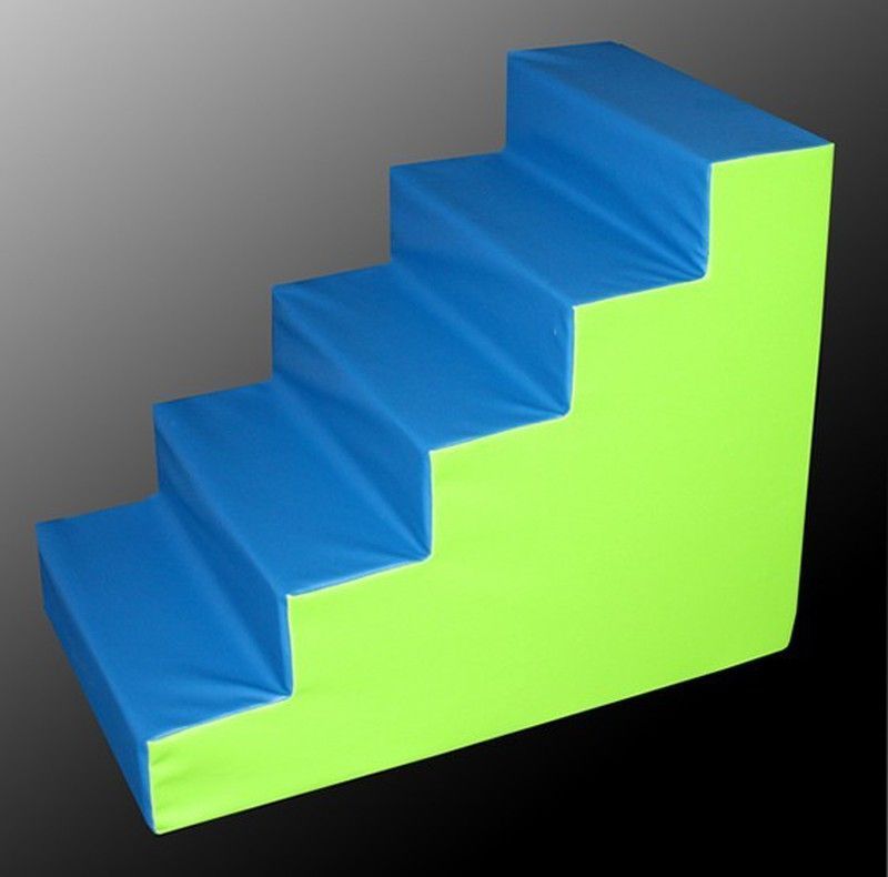 Figura con forma de escalera grande de 100 x 80 x 60 cm