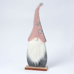 Figura Gnomo gorro rosa y base madera 40cm.