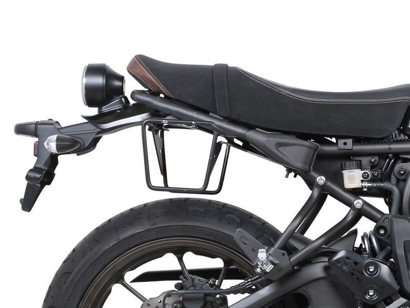 Fijación alforja shad yamaha xsr 700´17