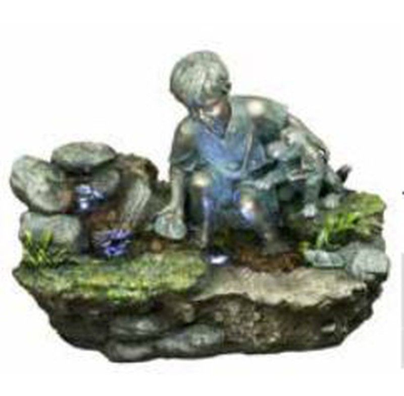 Fuente estanque niÃ±o con perro