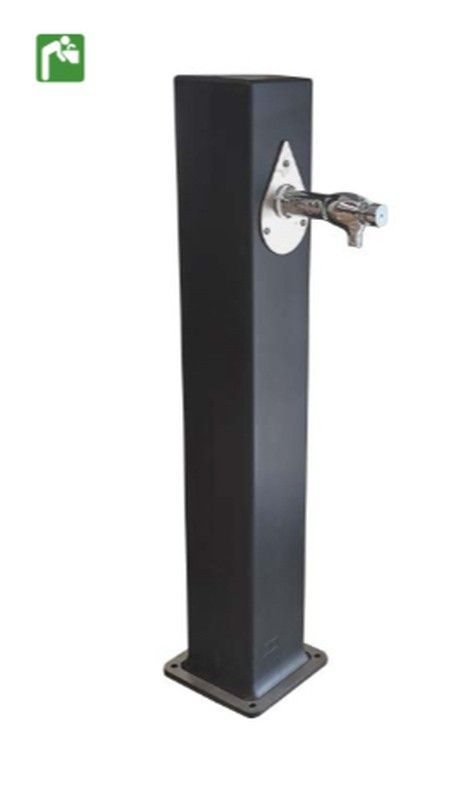 Fuente Urbana Mod. Drop fabricada Plástico reciclado