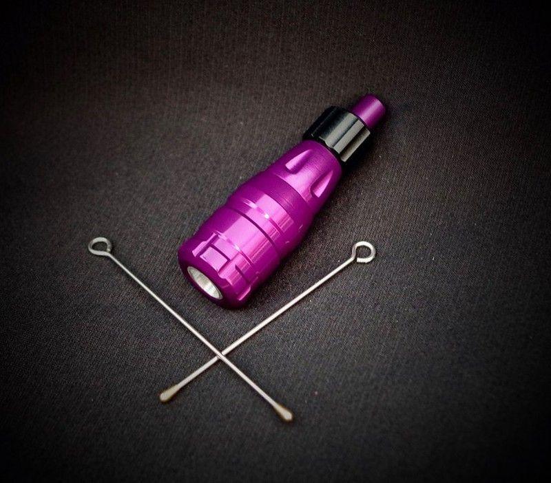 Grip ajustable metálico Fang para agujas de cartucho