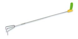 Herramienta de jardín extra larga. Rastrillo