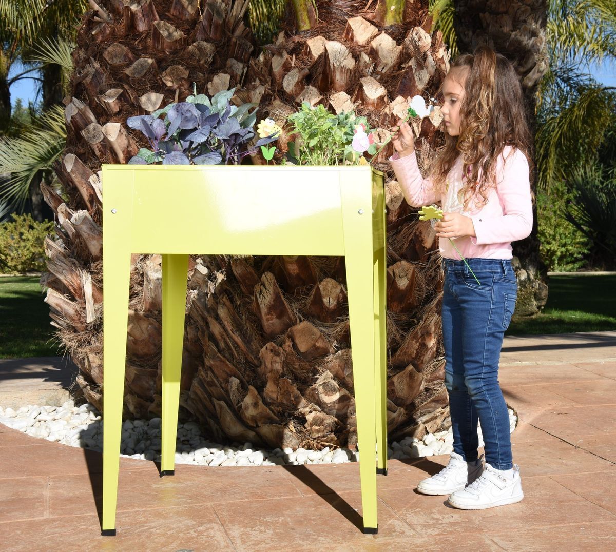 Huerto urbano metálico color lima 60x60x82 cm