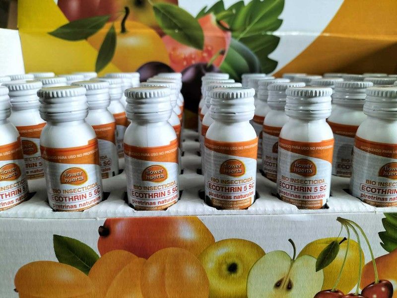 Insecticida ecológico de piretrinas naturales