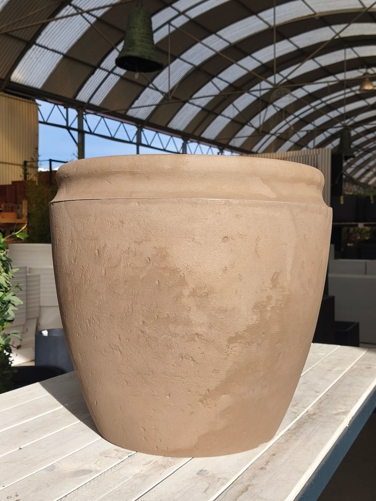 JAPI - Macetero Rotacional Antique 56x56x52cm Macchiato