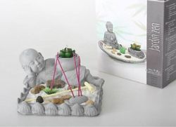 Jardin Zen monje tumbado