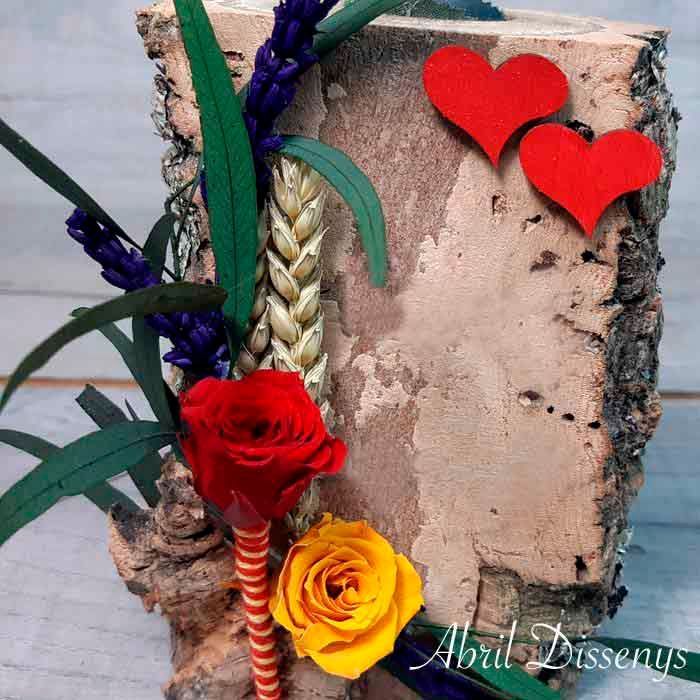 Jarrón Madera con Rosas Personalizadas