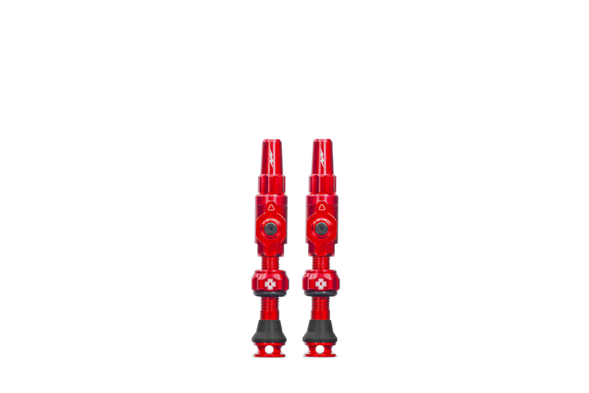Juego de Válvulas Tubeless Muc-Off Big Bore Lite 35 mm Rojo 🔴 | Alta Calidad y Rendimiento 🚴‍♂️💨