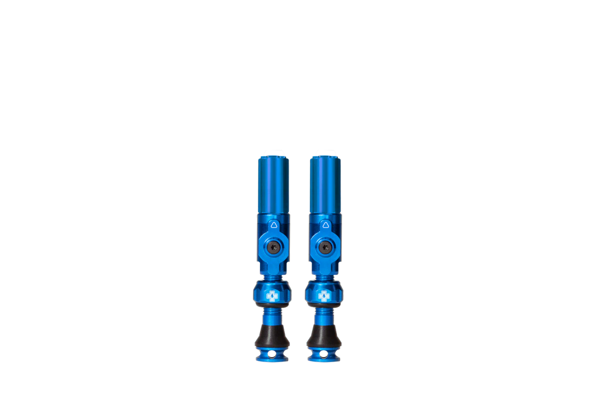 Juego Válvulas Tubeless Muc-Off Big Bore Hybrid 30mm 🔵🚴‍♂️ Alta Fluidez y Resistencia 💨 MTB y E-Bike