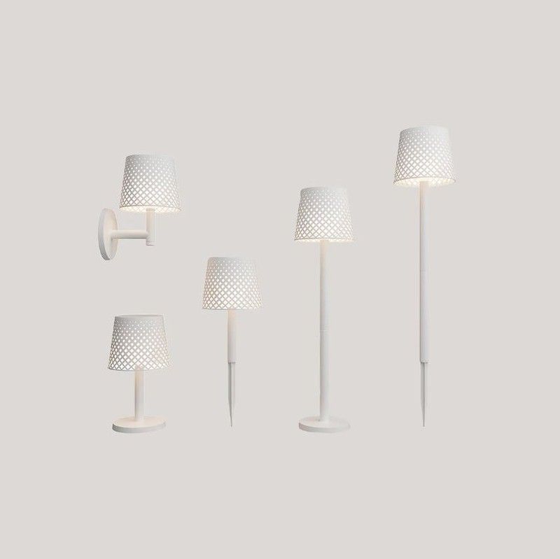 Lampara Solar Greta + Bareria  Color Blanca New Garden
