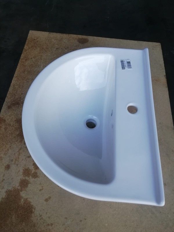 Lavabo a pared semicircular, S50 de Vitra VIT5302B0030001