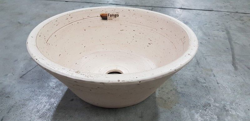 Lavabo cónico de sobre encimera beige, de Fango FAN302003