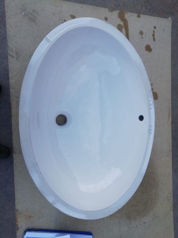 Lavabo de sotoencastre Evana con rebosadero de Villeroy & Boch VB6144