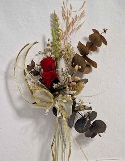 Lazo con Rosas y Flores Preservadas Coche