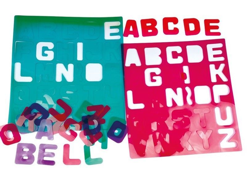 Letras Traslúcidas: Mayúsculas