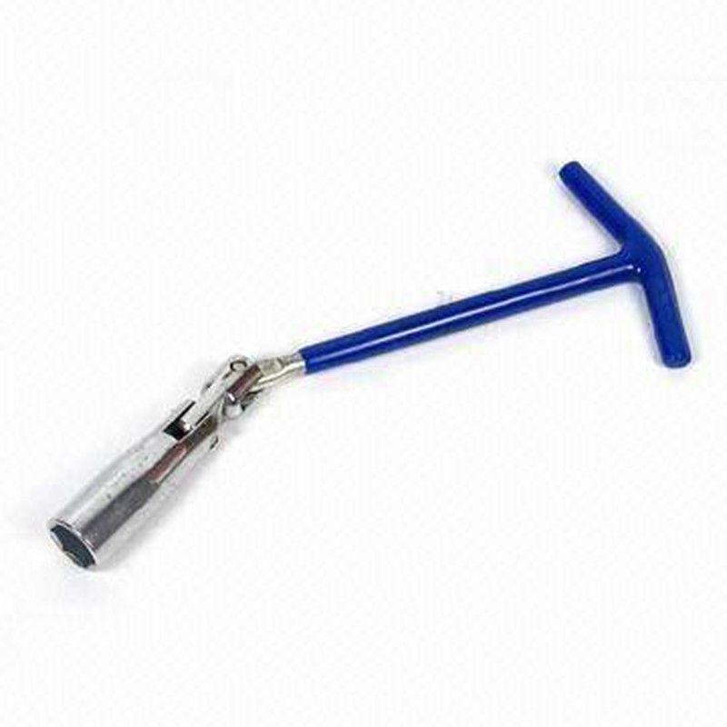 Llave de bujias articulada