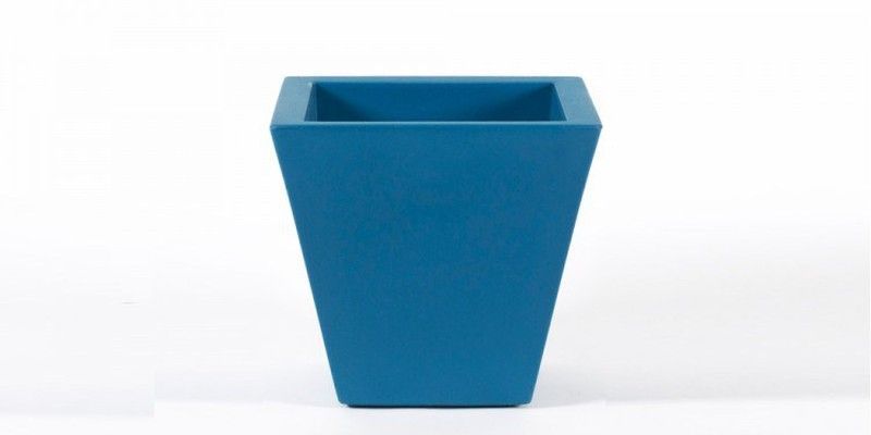 Maceta modelo Clavel 30x30x38cms Denim