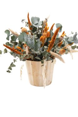 Macetero de pino natural con preciosas flores secas y preservadas en tonos naranjas