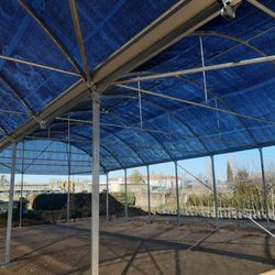 Malla de sombreo a medida 90% ocultación Azul