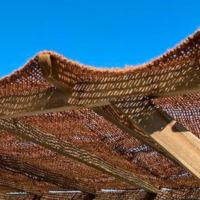 Malla sombreo de fibra de coco, protección natural y estilo