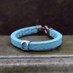 MB276X Pulsera PLATA DE PALO hombre modelo Hakai de cuero azul con círculo de plata y cierre de gancho
