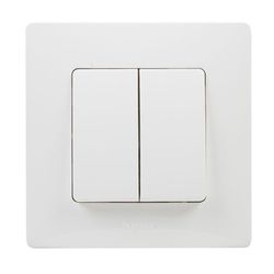 Mecanismo de empotrar LEGRAND serie Niloé Doble Conmutador Blanco Serie Niloe