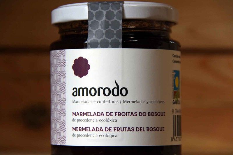 Mermelada ecológica de frutos del bosque