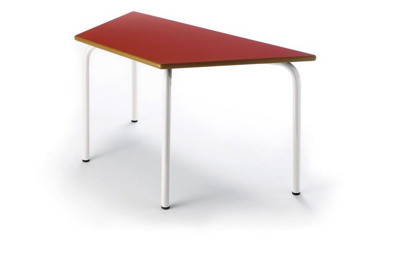 Mesa trapezoidal con multitud de acabados y colores