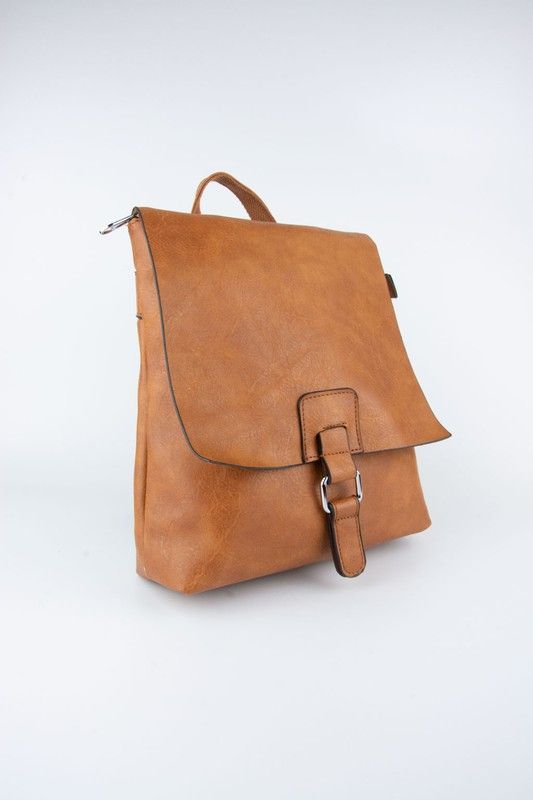 Mochila de color Camel convertible en bolso con tiras modelo Oliva Ref.008C