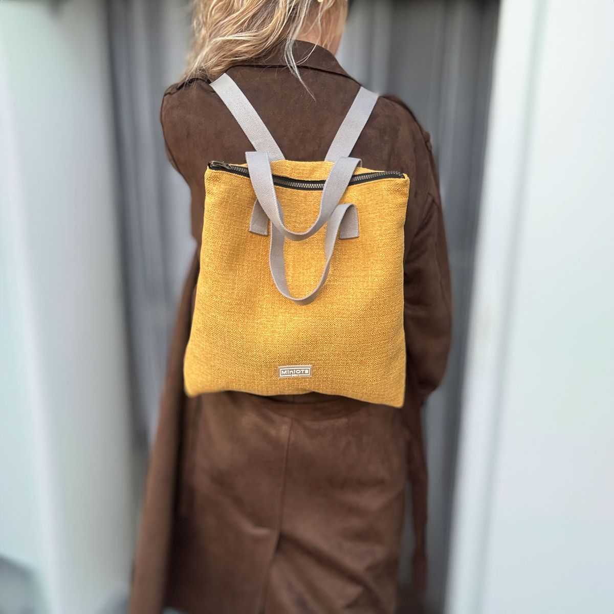 Mochila mediana MINIOTS MiniYute