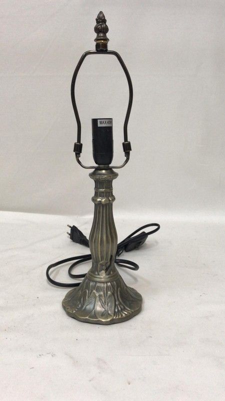 Montura sobremesa con forma 1 luz para pantalla d.20cm