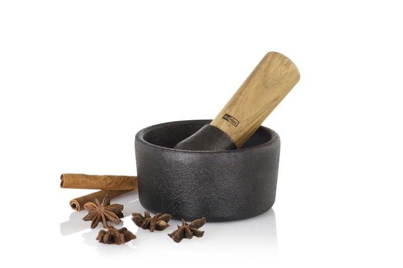 Mortero camo 10 hierro fundido y acacia 10 cm adhoc