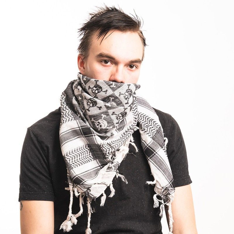 Palestino en Blanco con Cuadros y Calaveras